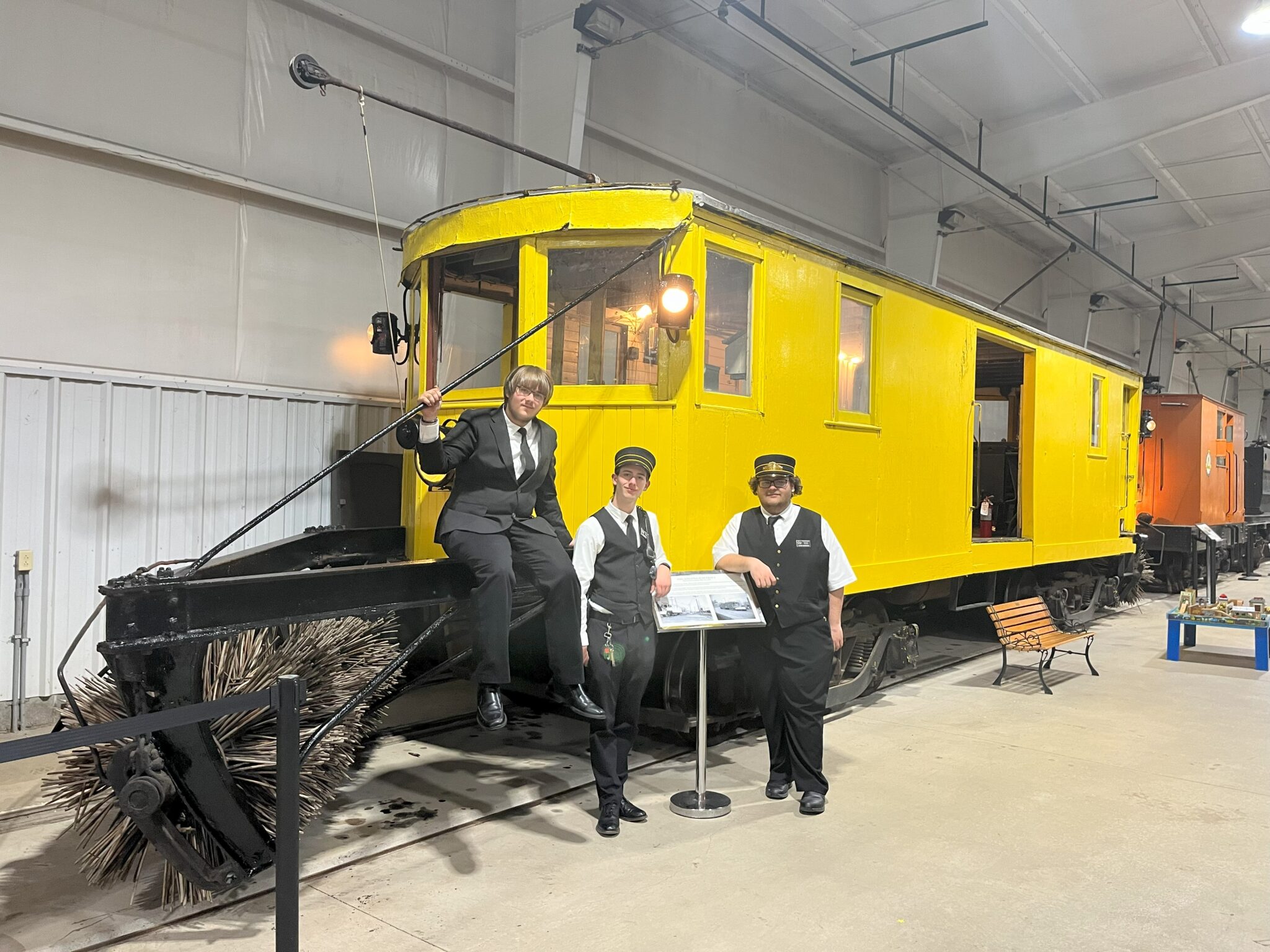 Dom Frizzi Jack Jost And Louie Mariano Pose With Freshly Repainted Sweeper 4