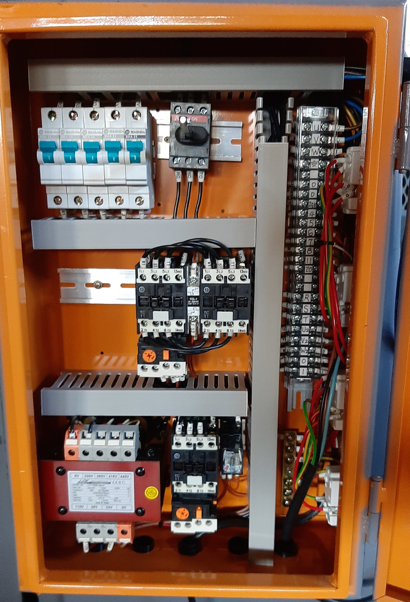 Picture4 Manford Electrical Cabinet (DB) 2b