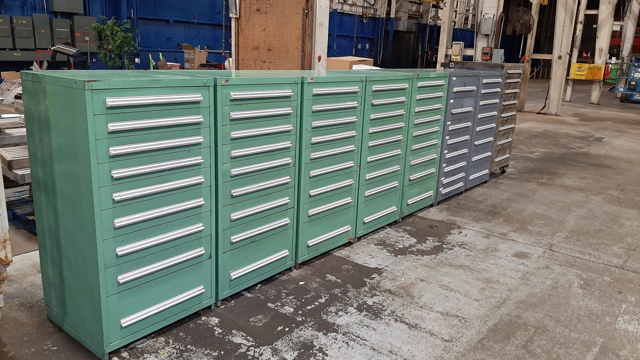 Picture6 VIDMAR Cabinets After Cleaning (DB) 2